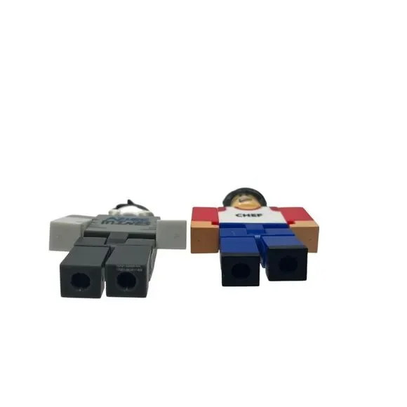 Roblox Chef & Berezaa Figure 3" Toy Lot Series 2 Mystery Minifig Jazwares Action - Picture 5 of 5